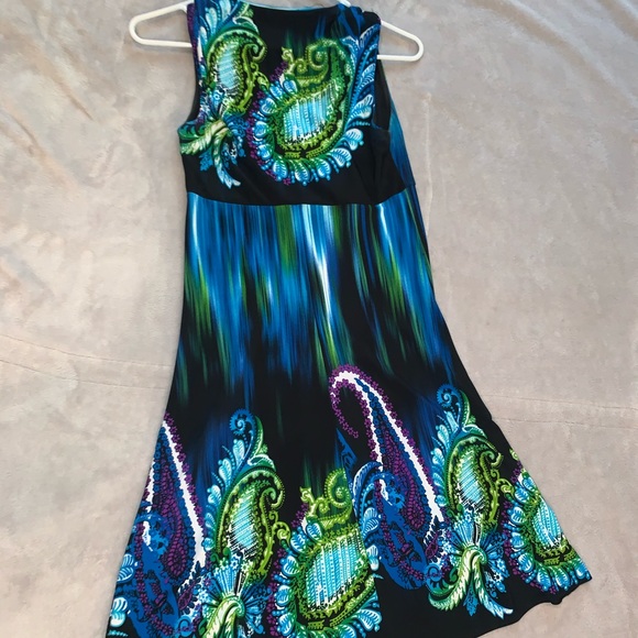 Dress - Picture 4 of 4